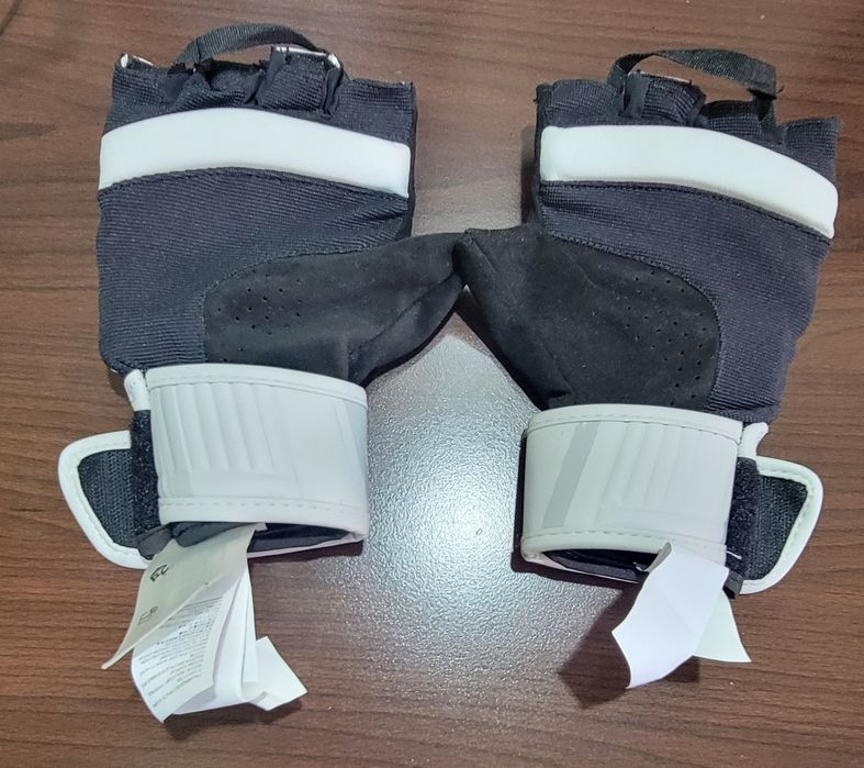 Mitene/Manusi Cardio Boxing 100 Outshock – Mărimea S  – NOI