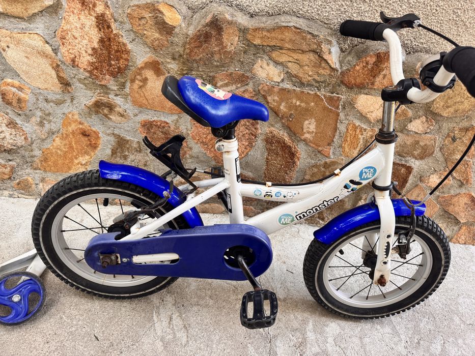 Детски велосипед  с помощни колела