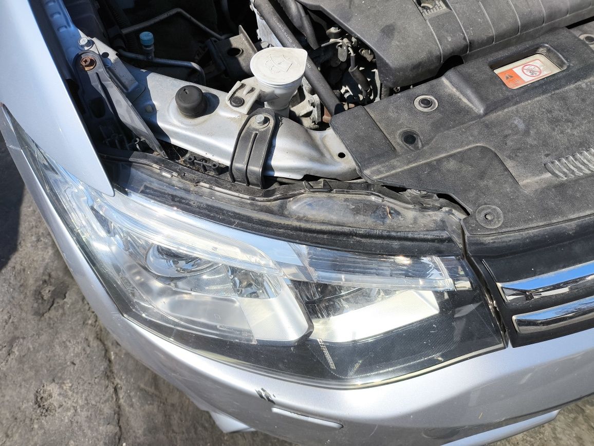 Фар за Mitsubishi Outlander 3 Xenon