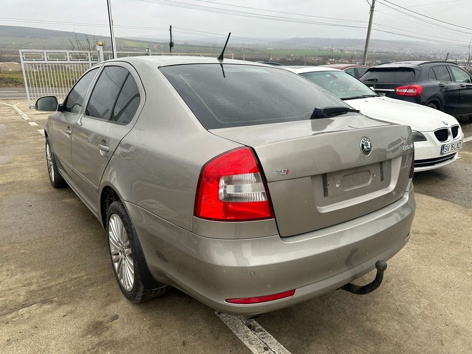 Dezmembrez / Dezmembrari / Piese / Accesorii Skoda octavia 2 facelift 2012 2.0 tdi CFHC bej volan stanga