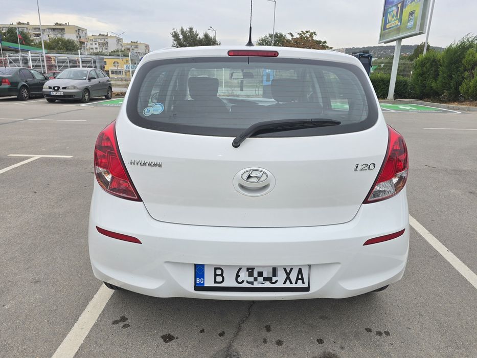 Продавам Hyndai i20 FACE LIFT
