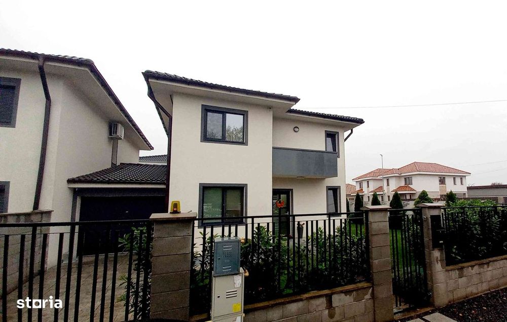 Proprietar - Vând 1/2 duplex cu garaj