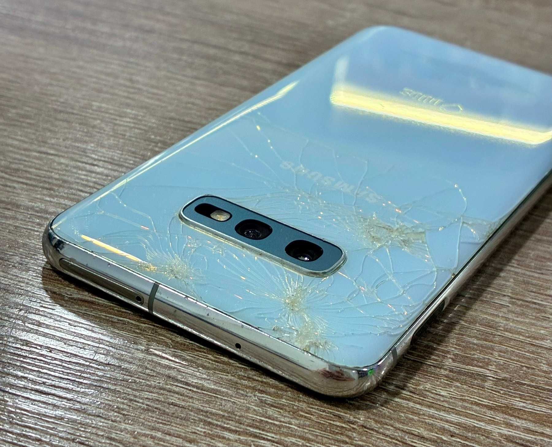 Samsung Galaxy S10e 128/6GB