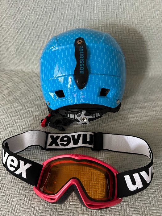 Детска ски каска и маска