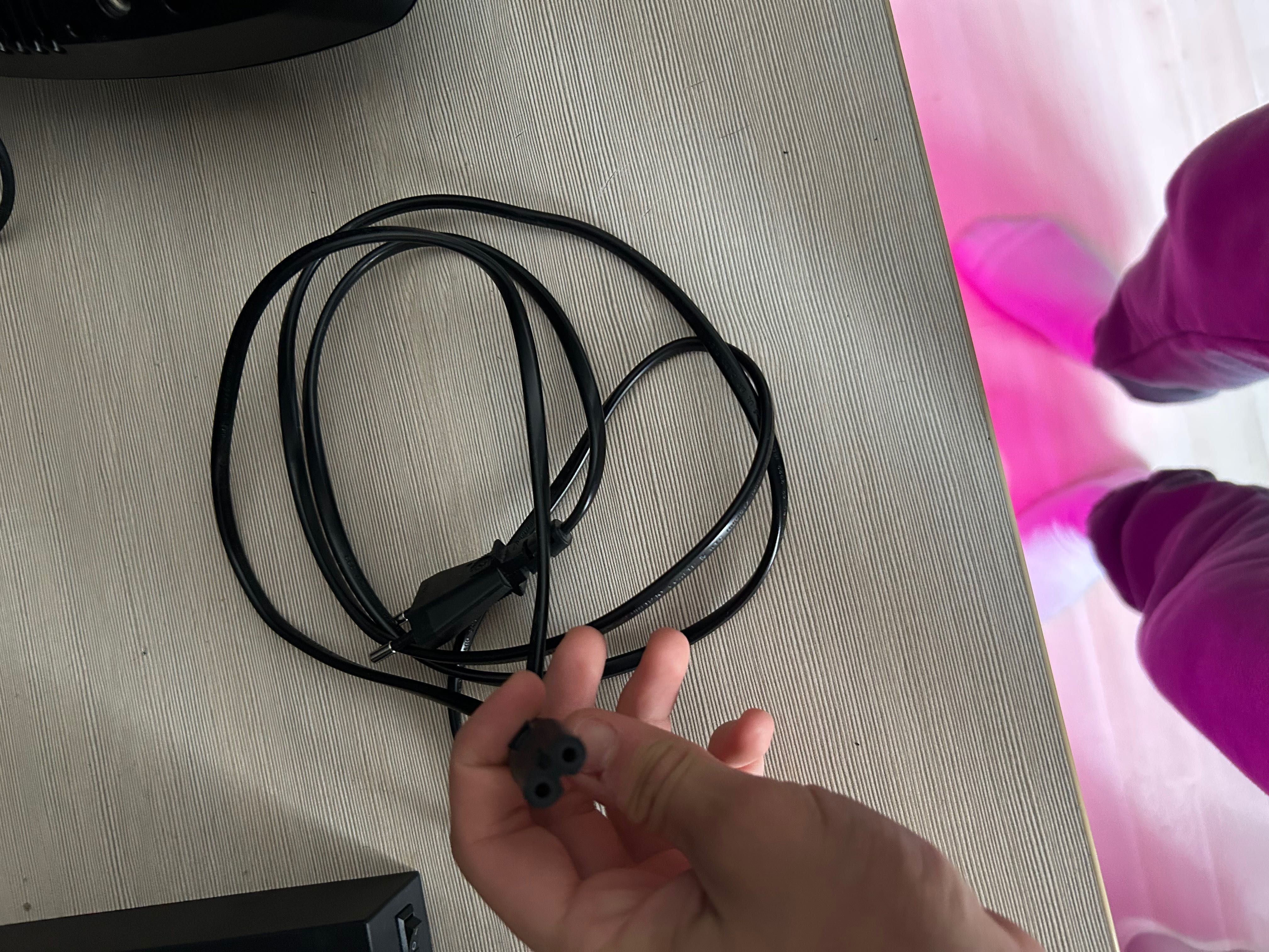 Волан педали и скоростен лост Logitech g 29