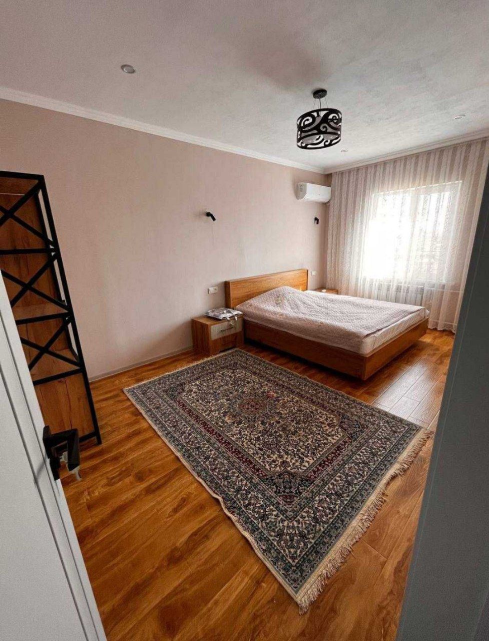 Yunusoboda 4 xona lyuks kvartira  akuratni odamlarga ijaraga beriladi