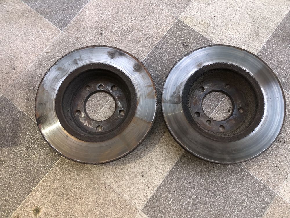 Set Discuri Frâna Fata Bmw 320d E46 150cp Disc Stânga Dreapta Frana