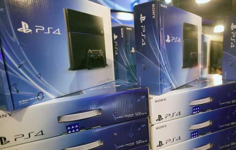 Sony PlayStation 4 с доступной ценой в большом количестве с бонусами!