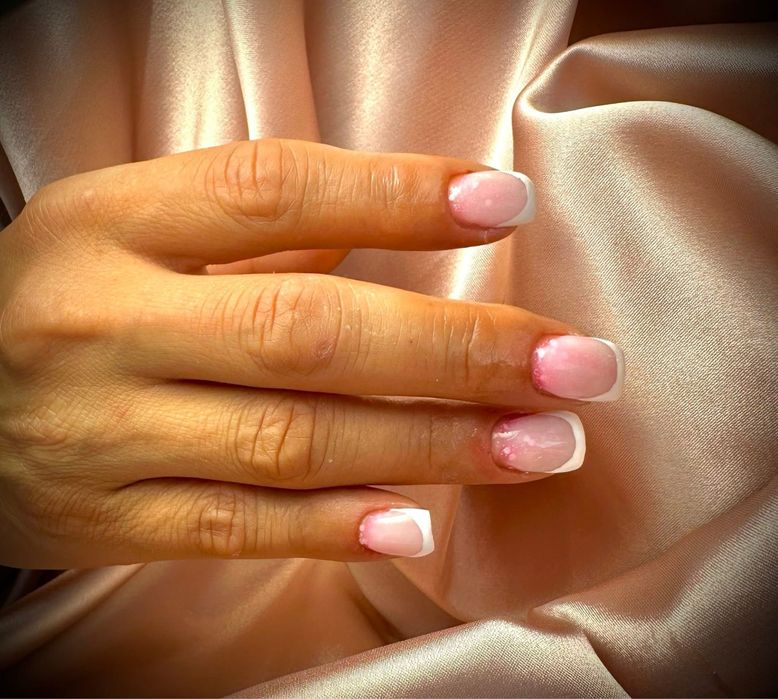 Unghi in gel /tips&forma natural