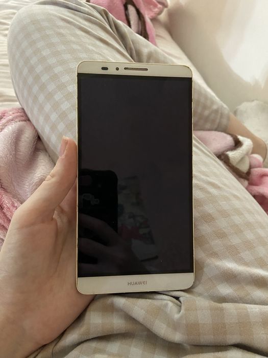 Huawei телефон на запчасти