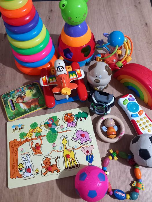 Играчки Монтесори , музикални играчки и други