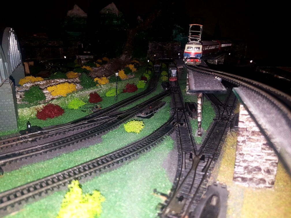 Vand Diorama trenulet electric