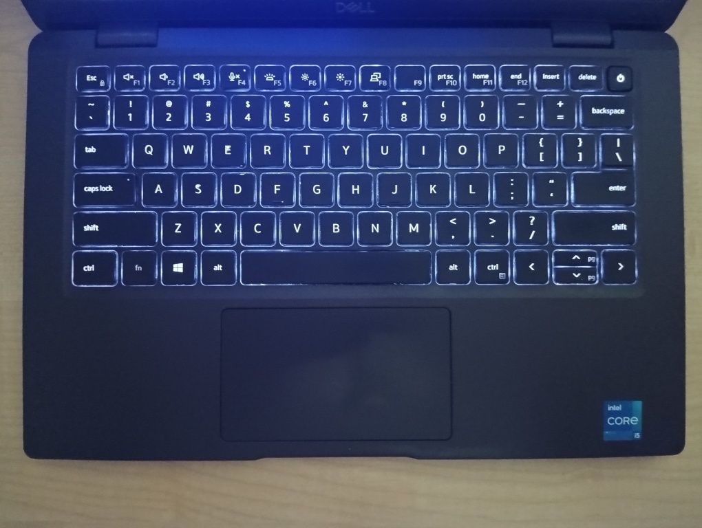 DELL Latitude 7320 13,3" IPS FHD/CORE i5- 1145G7/8GB LPDDR4/256GB NVMe