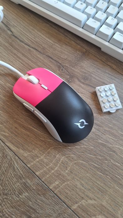 Vand mouse T.G.A. AQIRYS