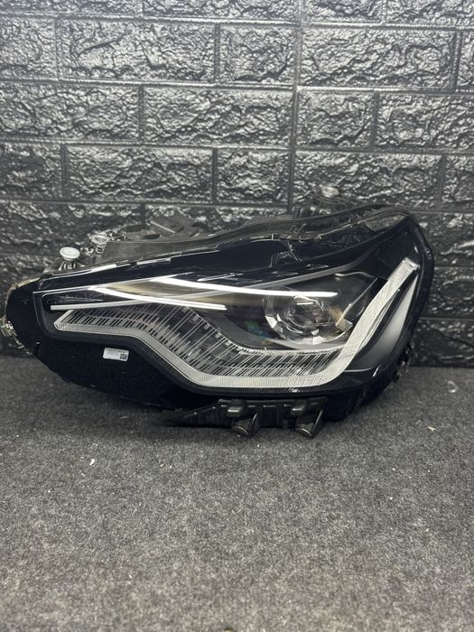 Far stanga Bmw Seria 2 G42 M2 G87 Full led Shadowline
