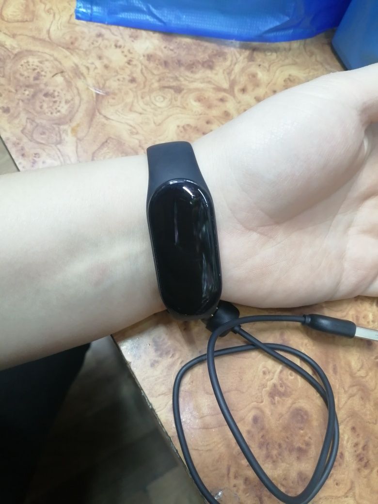 mi band 7 смарт часы