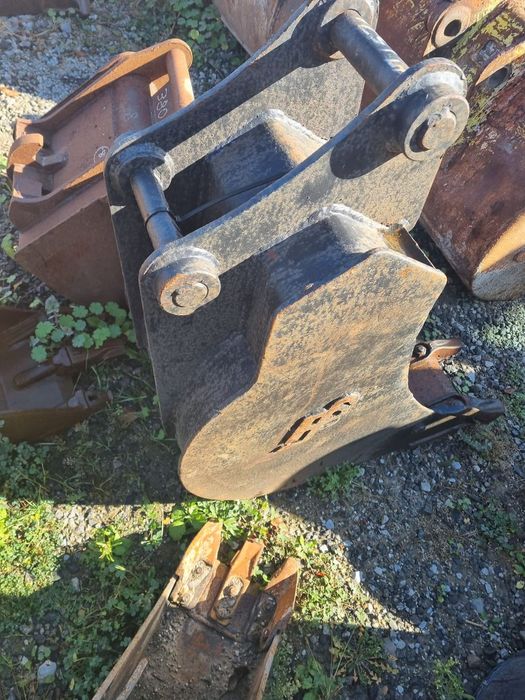 Cupa buldoexcavator Jcb 440 mm