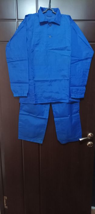 Костюм спортивный