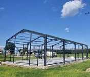 Societatea noastră se ocupa cu vanzarea de hala metalica pe structura