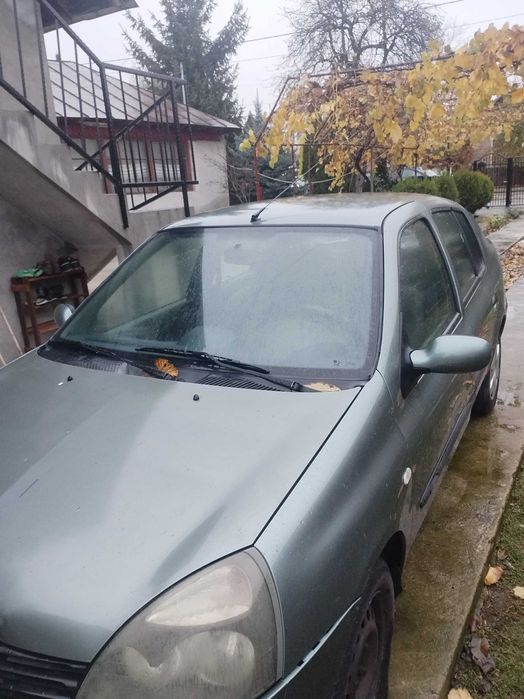 Vând Renault clio 2