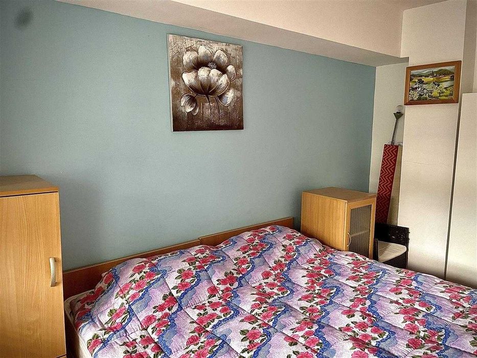 Двустаен имот в кв.Малинова долина