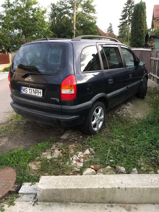 Opel Zafira 1.8 125 cai