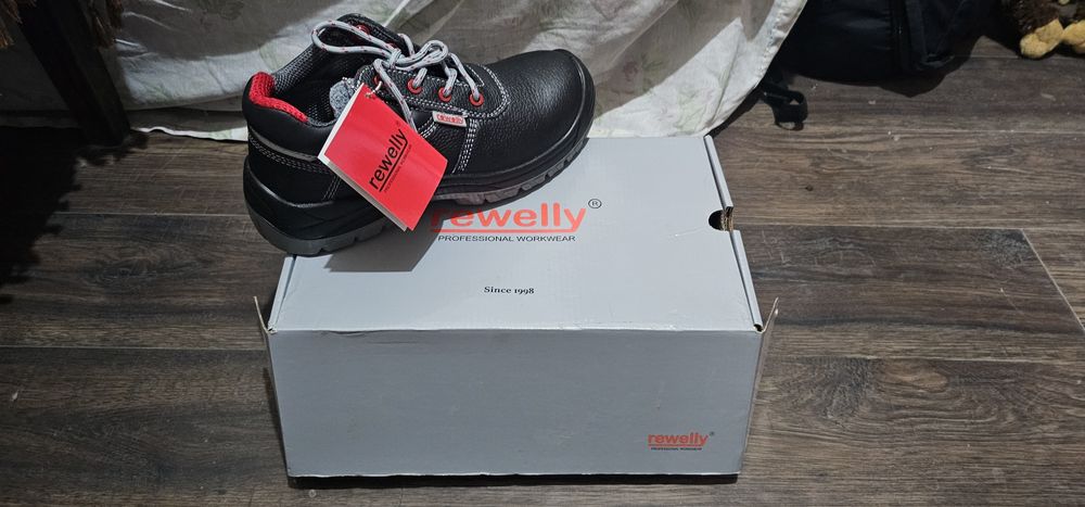 Работни обувки Rewelly/ Safety Shoes Rewalley