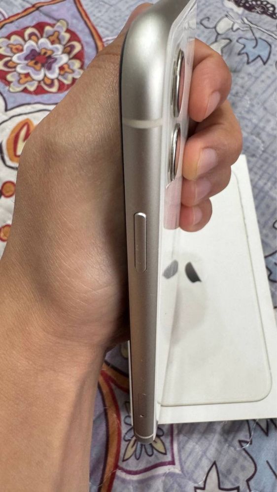 Iphone 11 ideal 64 AAA 73