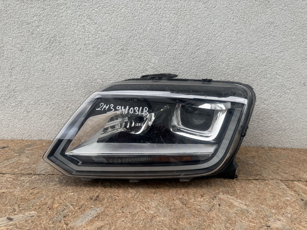 Far stanga VW Amarok Xenon Adaptiv + LED Original Europa