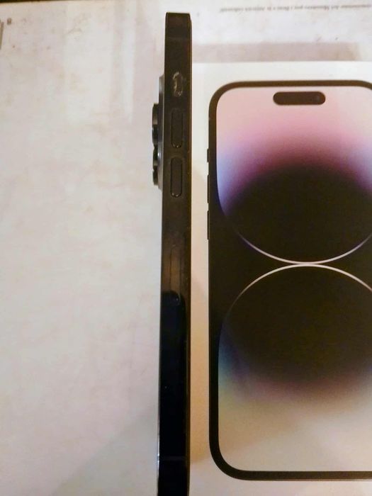 Смартфон Apple iPhone 14 Pro