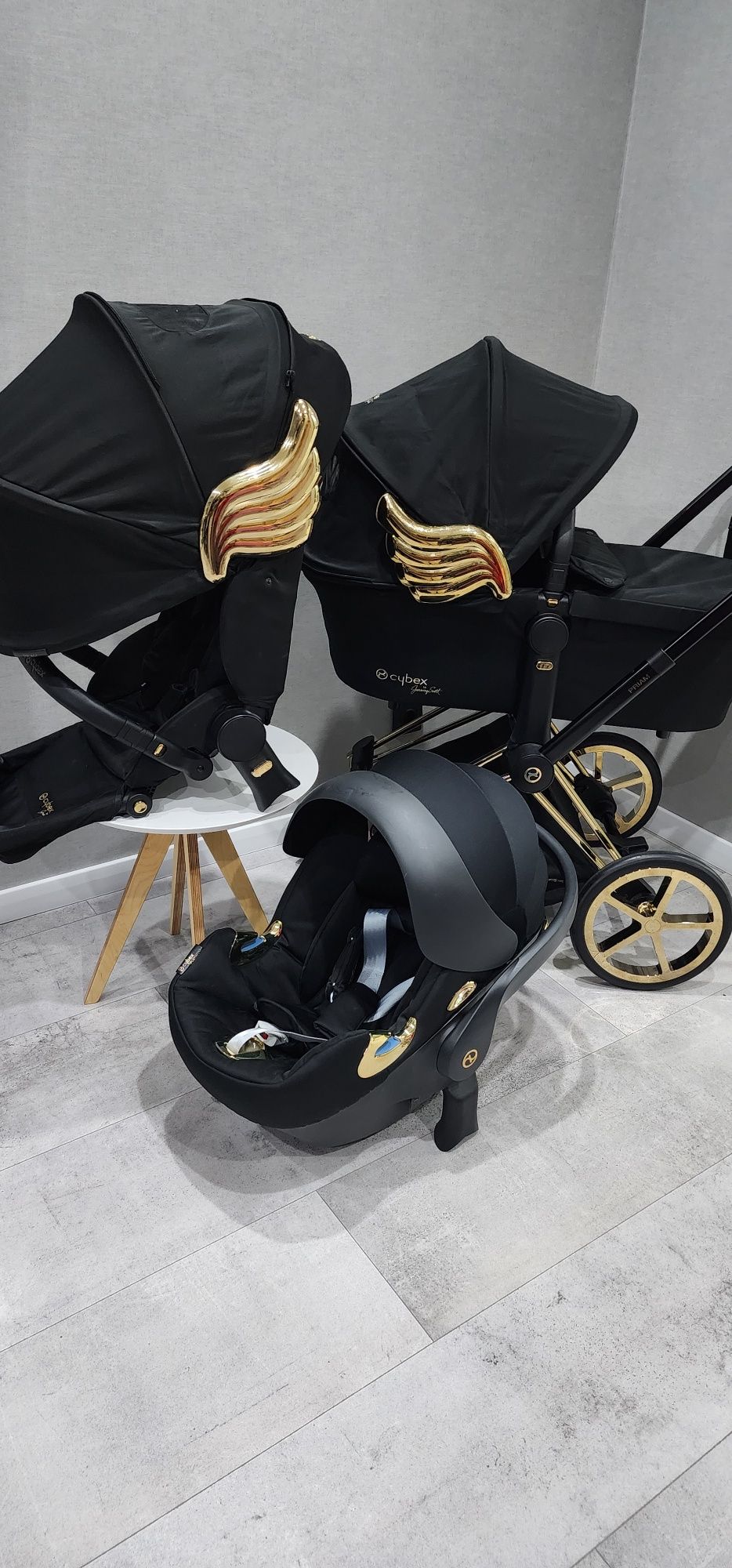 Cybex priam lux Jeremy Scott 3в1 продам коляску