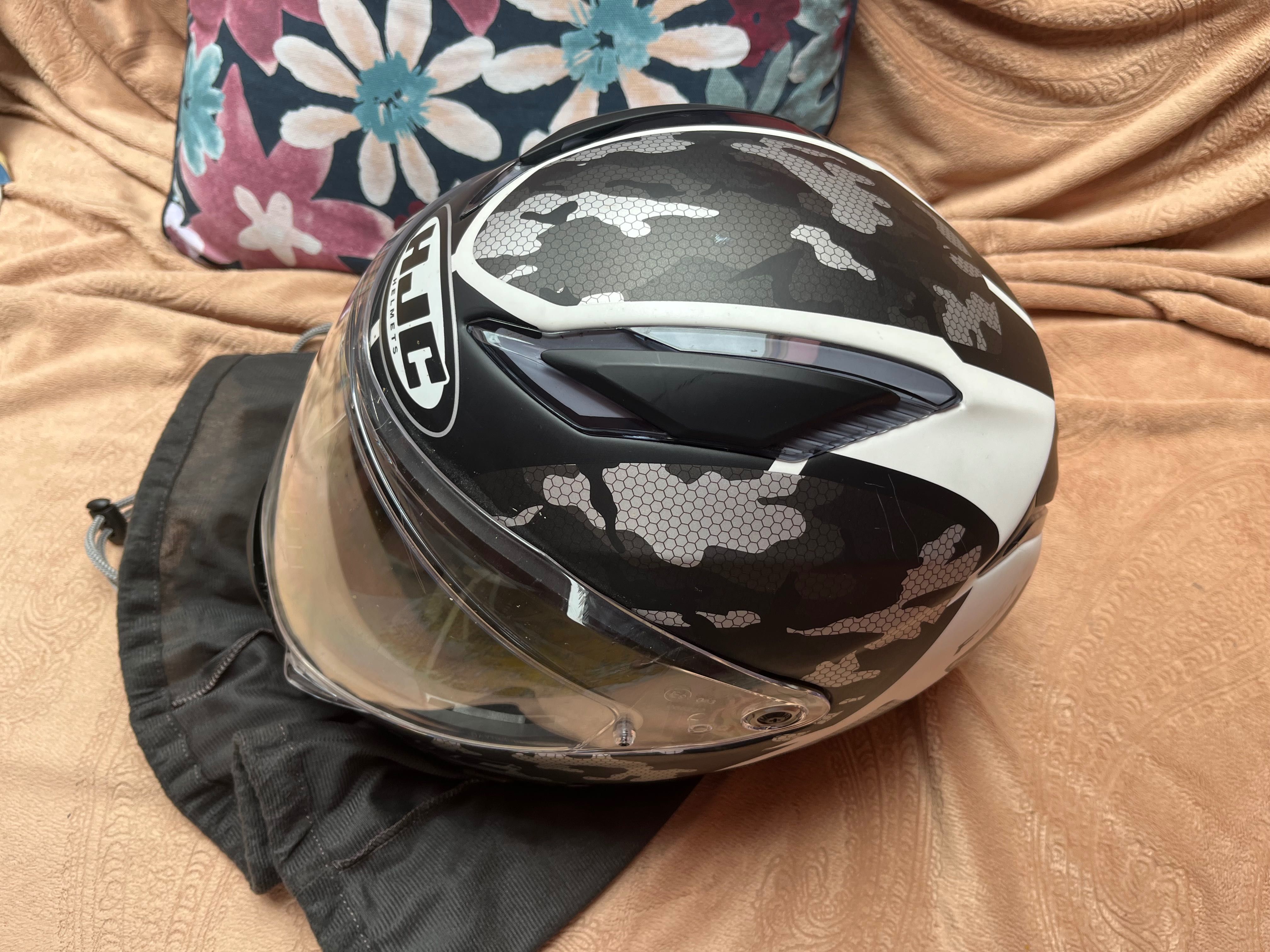 Cască HJC F70 Katra Size M, aproape noua