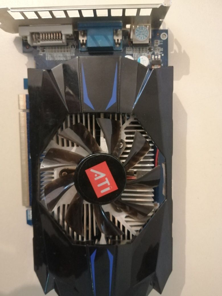 ATI R7 350 /2 GB/DDR5.