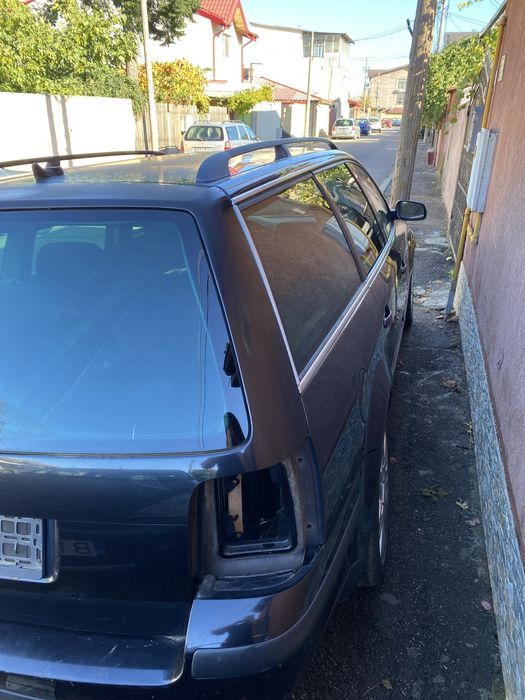 dezmembrez passat b5.5