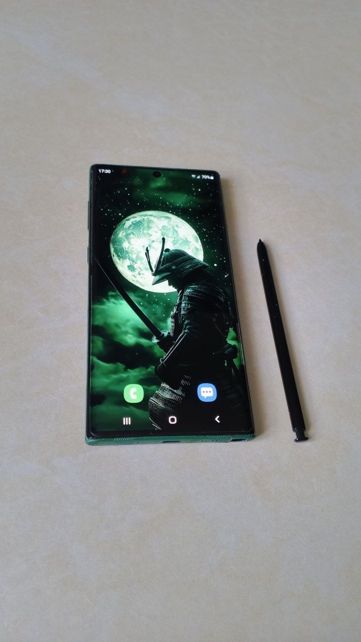 Продам Samsung Note 10