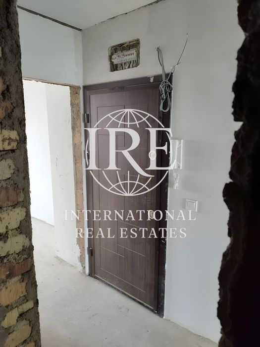 Продава се Двустаен апартамент в Варна, Погреби - 70 кв.м за 1843 €/кв.м - Снимка #7