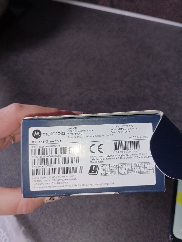 Motorola E13 64GB.