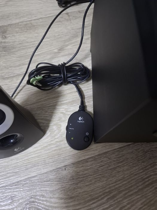 Sistem 2.1 logitech model. Z313