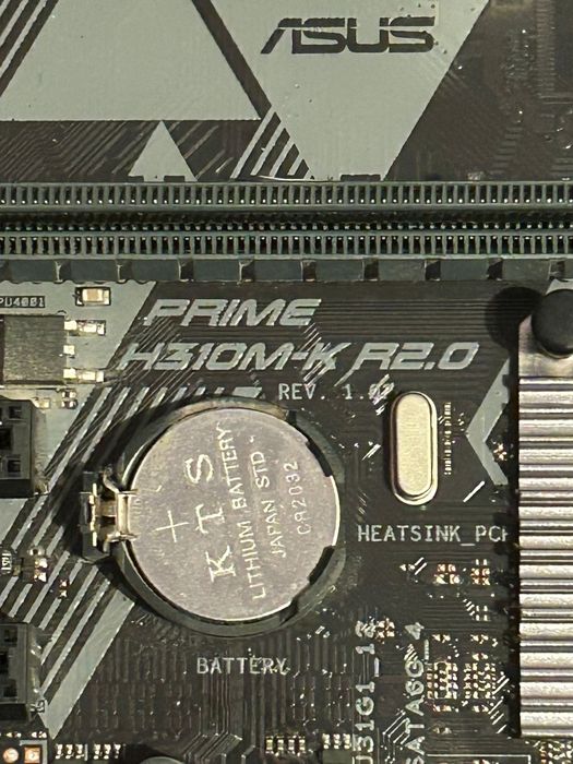 Kit H310M-K R2.0 + i5 9400f