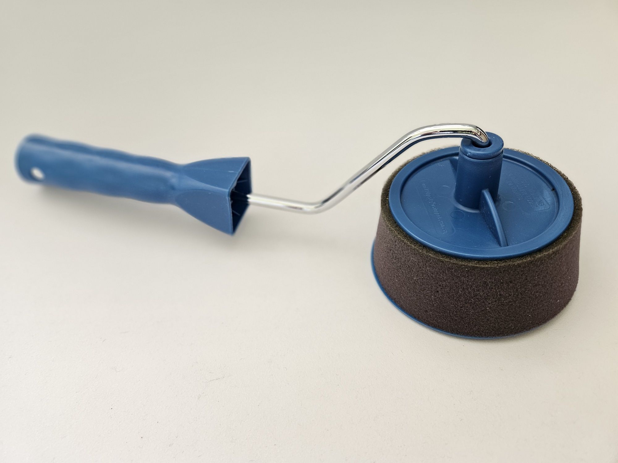 Renovator Paint Roller Pro