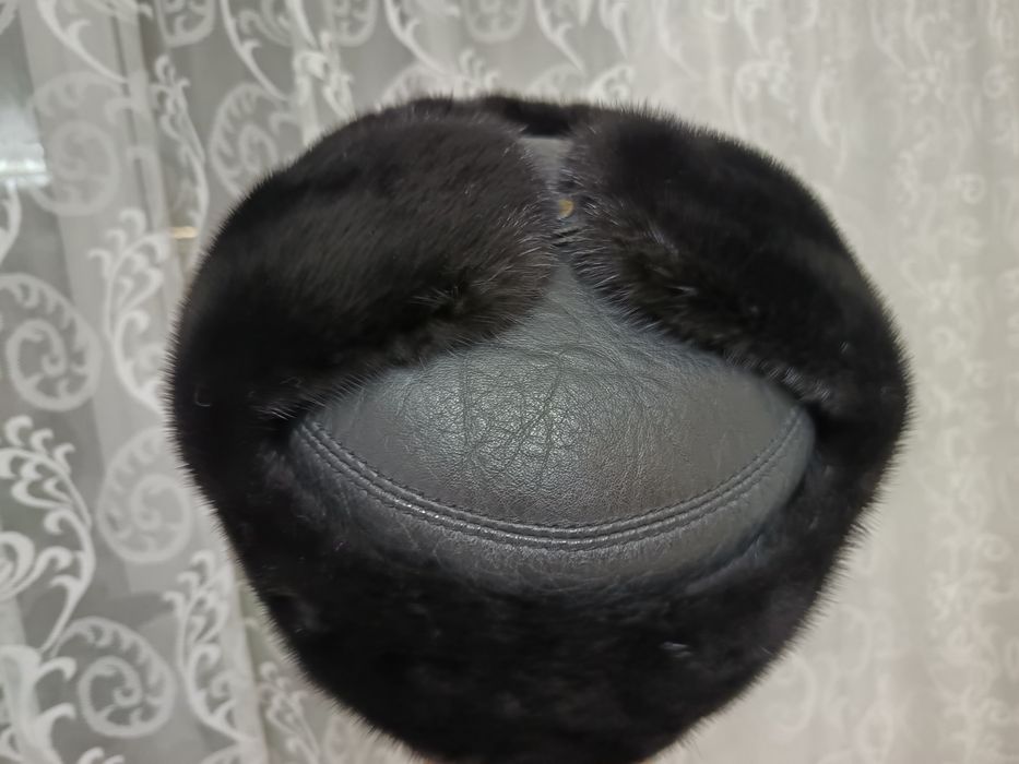 Вещи, продам ветровки, состояние нового общее 10.000 тг, а также норку