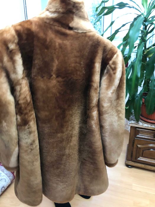 Haina mouton dore, noua, culoare cognac