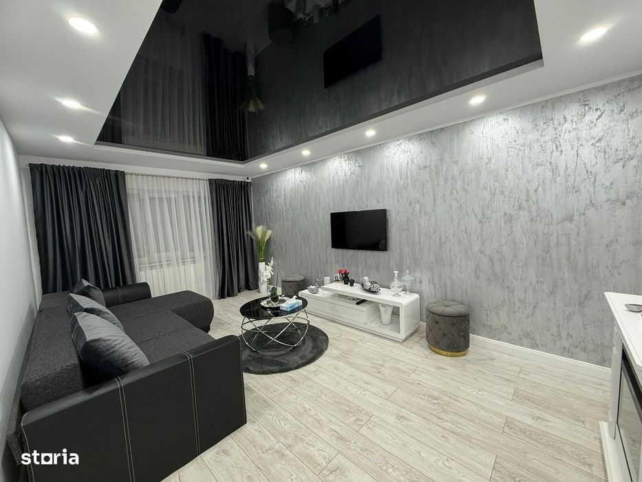 Apartament 2 camere decomandate Micro 17 etaj 1 impecabil