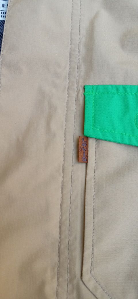 Foita  Levis  (Gore tex)