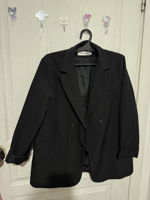 Әдемі киімдер бес жүс тг мен бес мың тг  аралығында