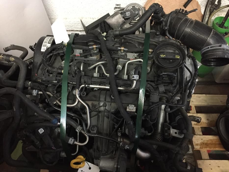 Dezmembrez motor 2.0 TDI CR 2011 - CFG- CFF