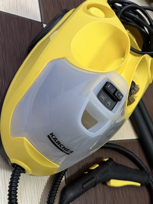 Aparat de curatat cu abur Karcher S 4