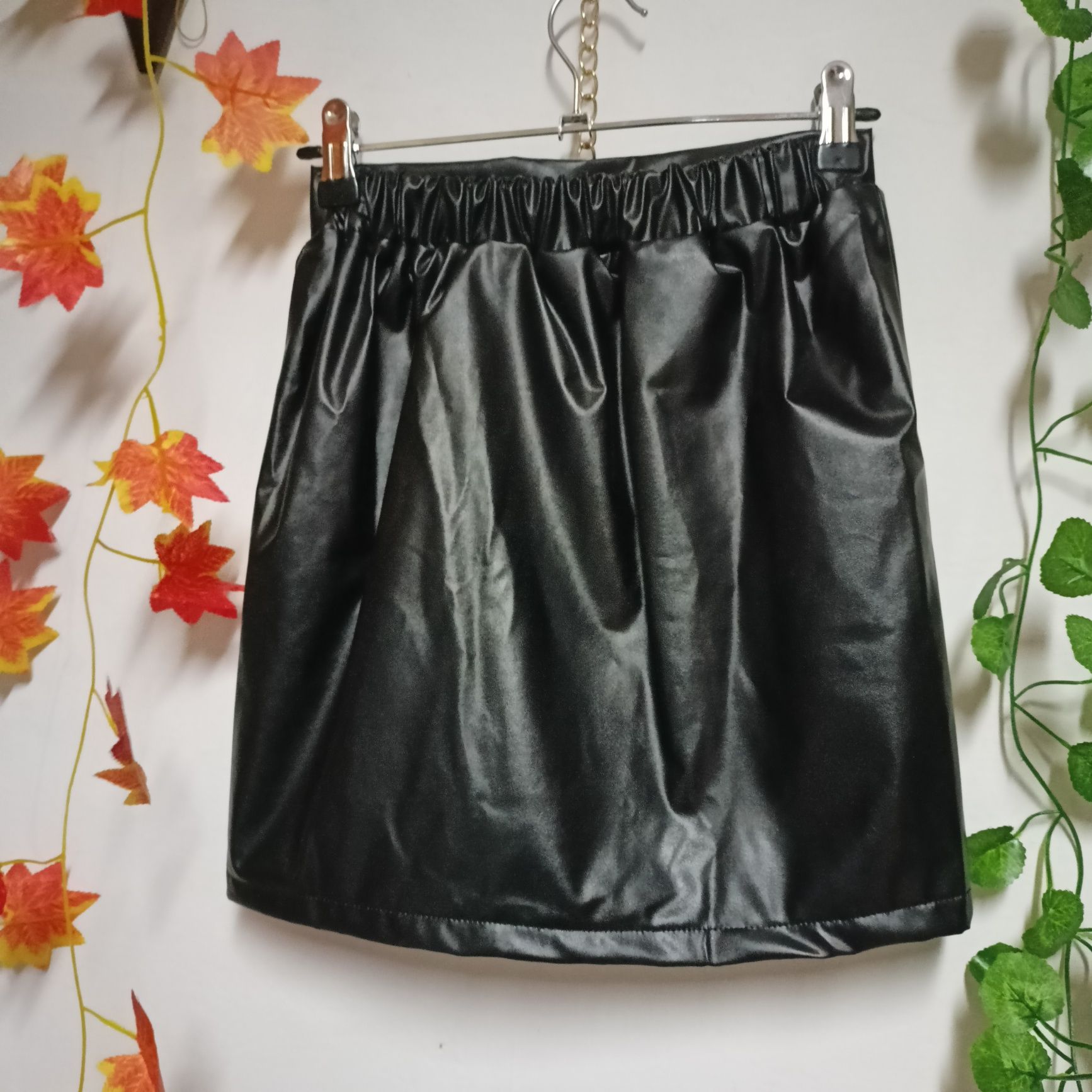 Fusta imitatie piele fete 10-11 ani