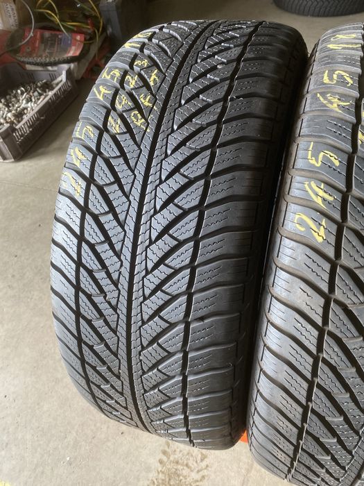 Anvelope iarna 245/45/18 Goodyear Ultra Grip 8 RFT 245 45 18 R18
