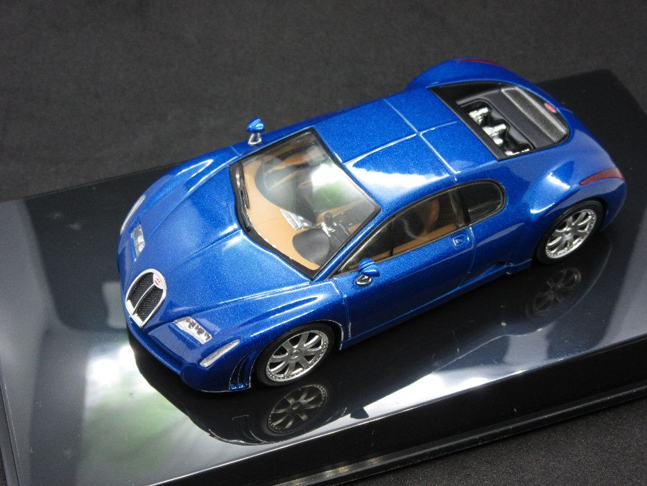 Macheta Bugatti Chiron Autoart 1:43